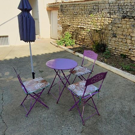 Maison D'Hotes Du Faubourg Charrault Saint Maixent L'Ecole Exteriör bild